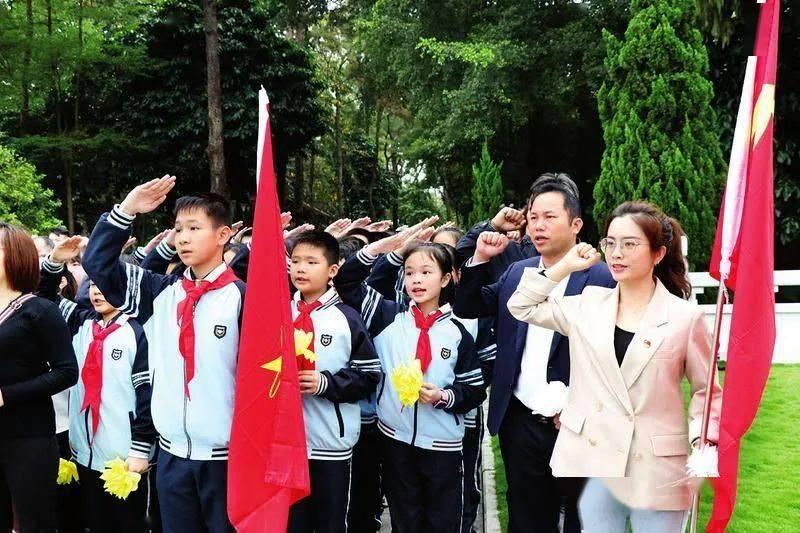 大叔跟年轻女孩谈恋爱是什么感觉?- 专业问答网站